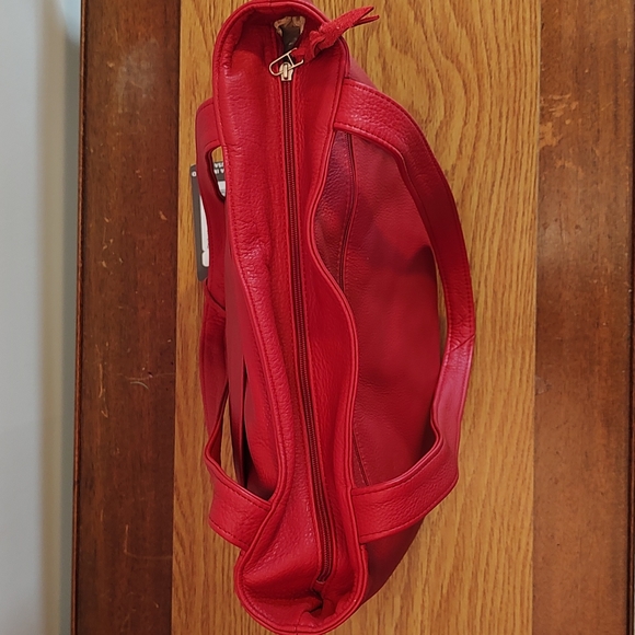 Sven Berkeley USA Red Leather Tote Bag - Picture 3 of 16